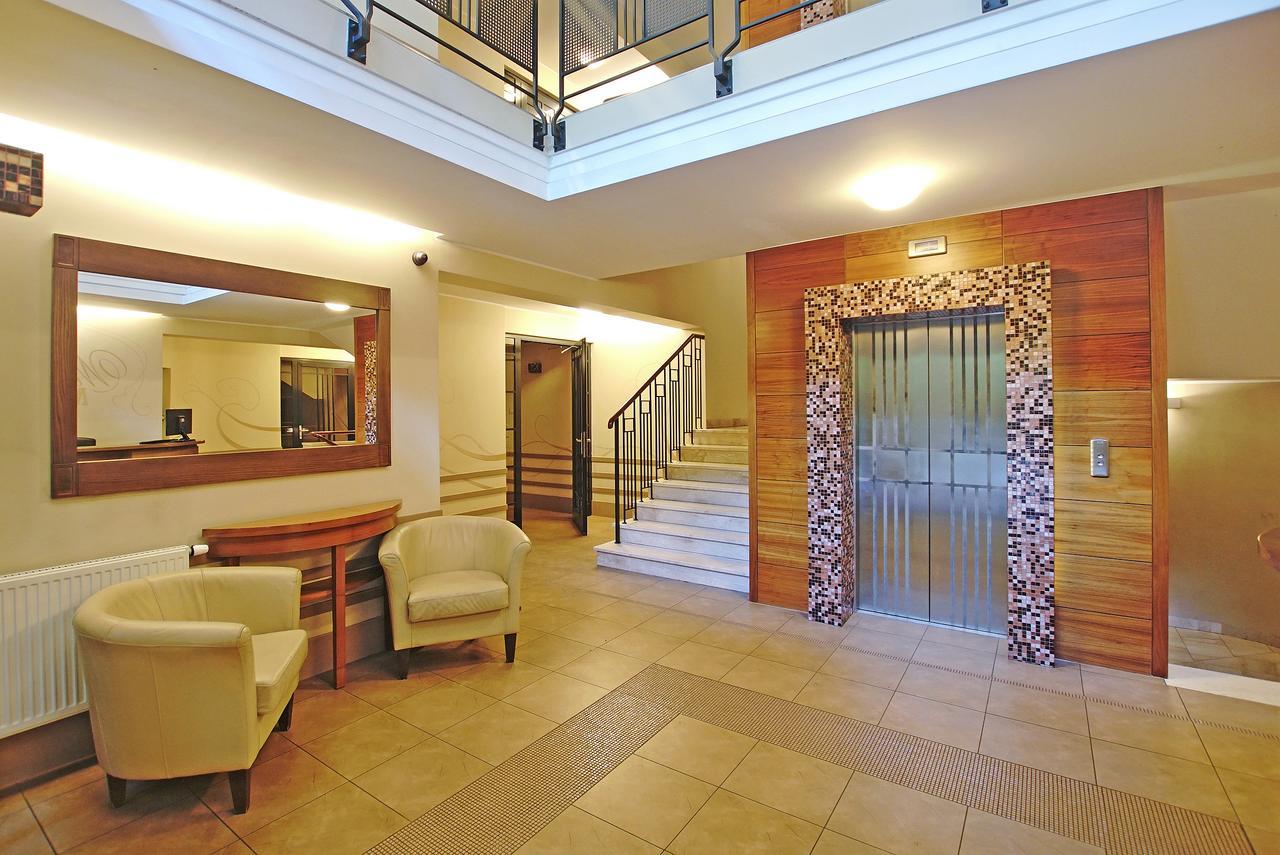 Beachfront Apartment Haga With Free Parking By Noclegi Renters Sopot Ngoại thất bức ảnh