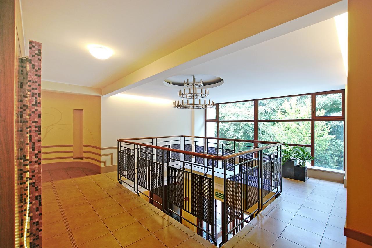 Beachfront Apartment Haga With Free Parking By Noclegi Renters Sopot Ngoại thất bức ảnh